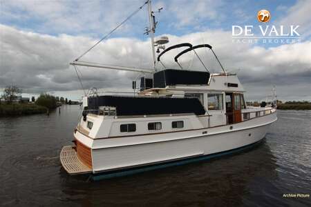 GRAND BANKS 42 MOTORYACHT